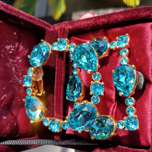 Oscar de la Renta Earrings - Picture 6 of 9